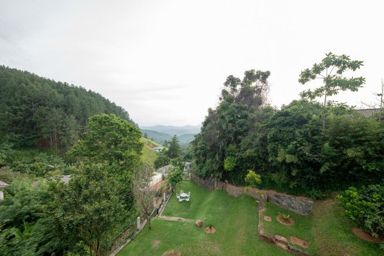 Melheim Kandy Villas Exteriör bild