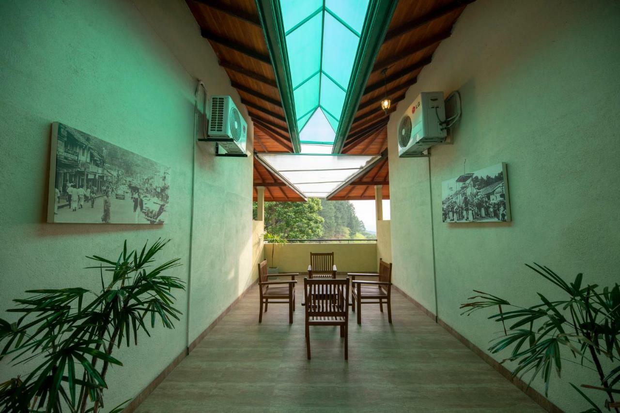 Melheim Kandy Villas Exteriör bild