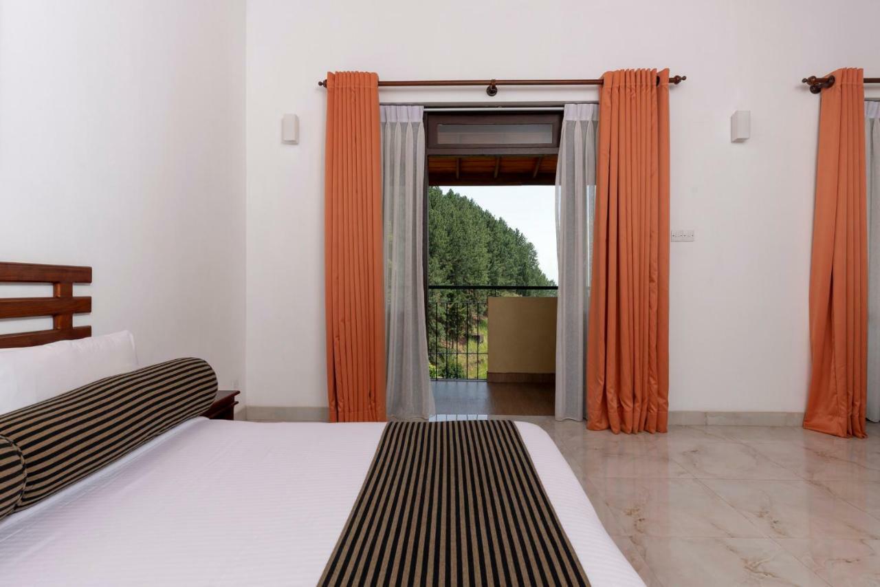 Melheim Kandy Villas Exteriör bild