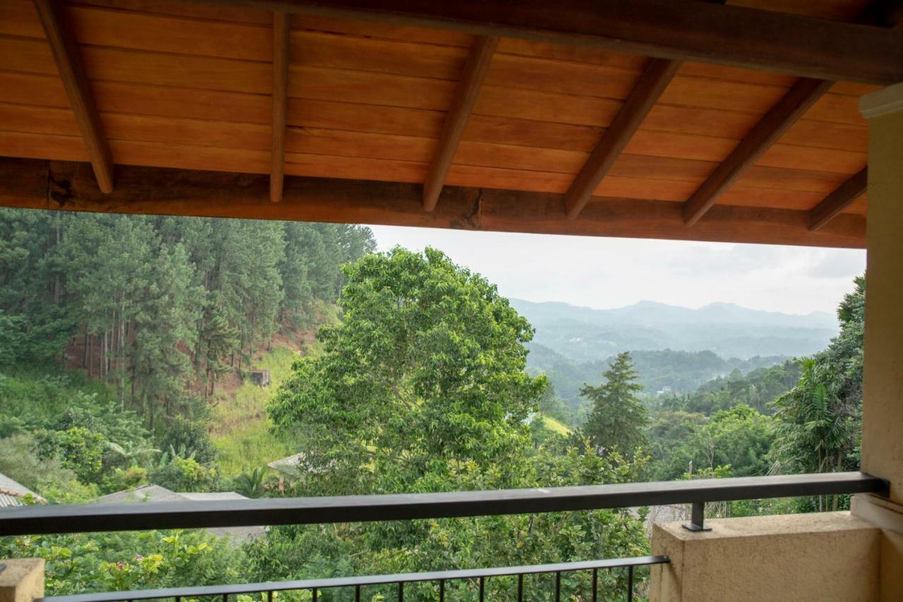 Melheim Kandy Villas Exteriör bild