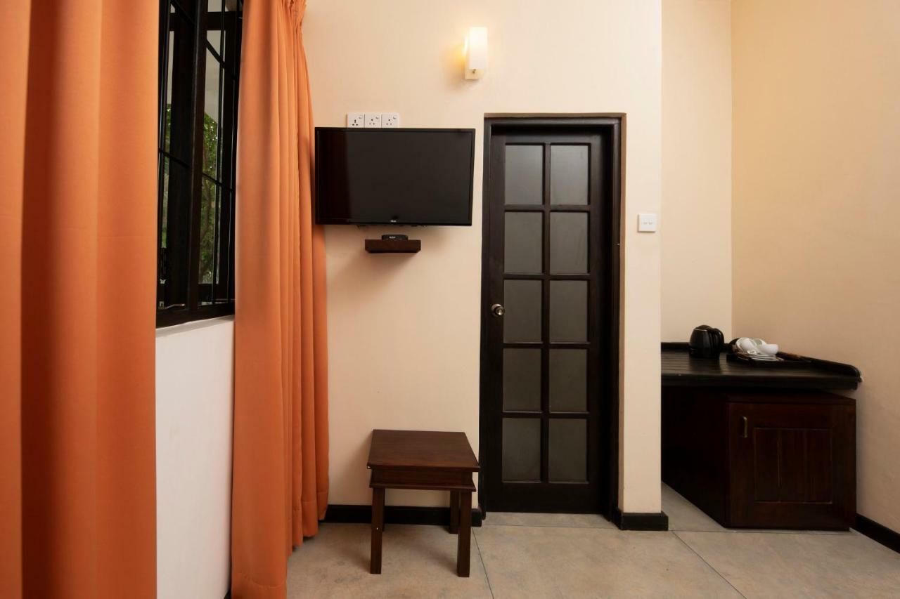 Melheim Kandy Villas Exteriör bild
